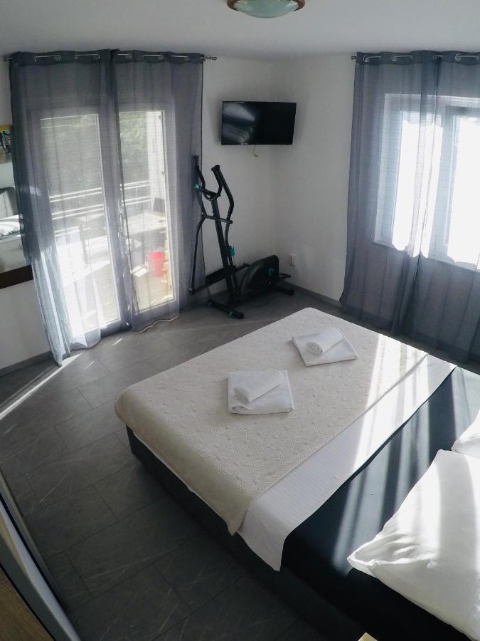 Lopac Apartment Jadranovo