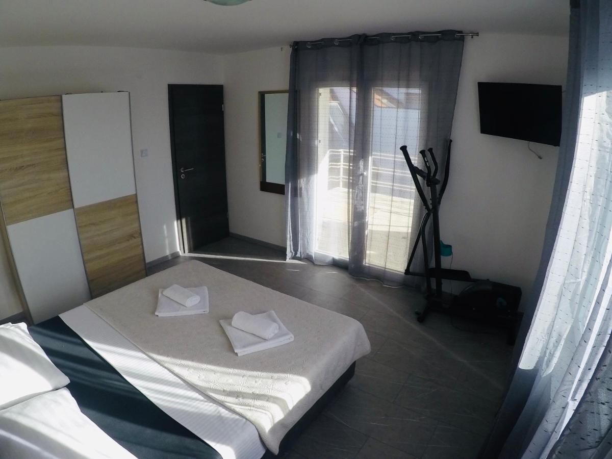 Appartement Lopac *